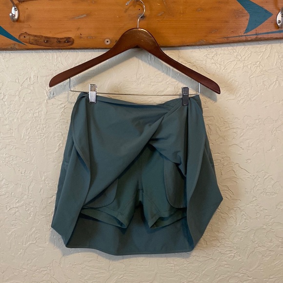 COPY - Patagonia Fleetwith Skort skirt - Picture 3 of 4